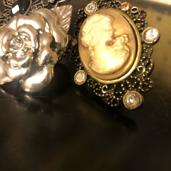 Rings - Picture 5 of 7